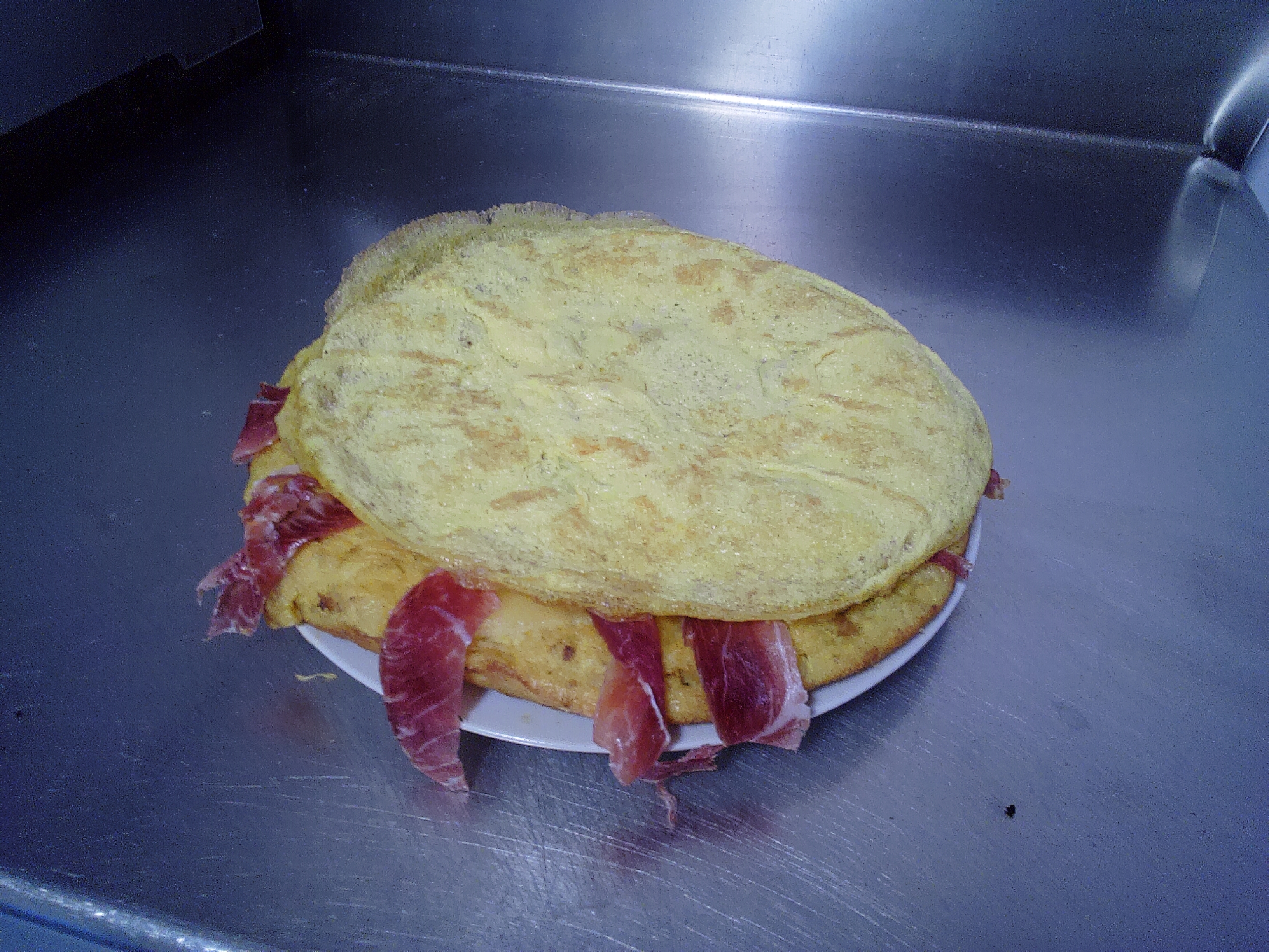 Tortilla ibérico y queso